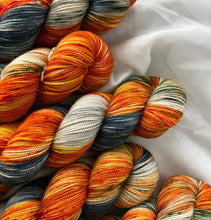 Load image into Gallery viewer, October 2023 Exclusive Colorway - &quot;Fall in Mount Sneffels&quot;